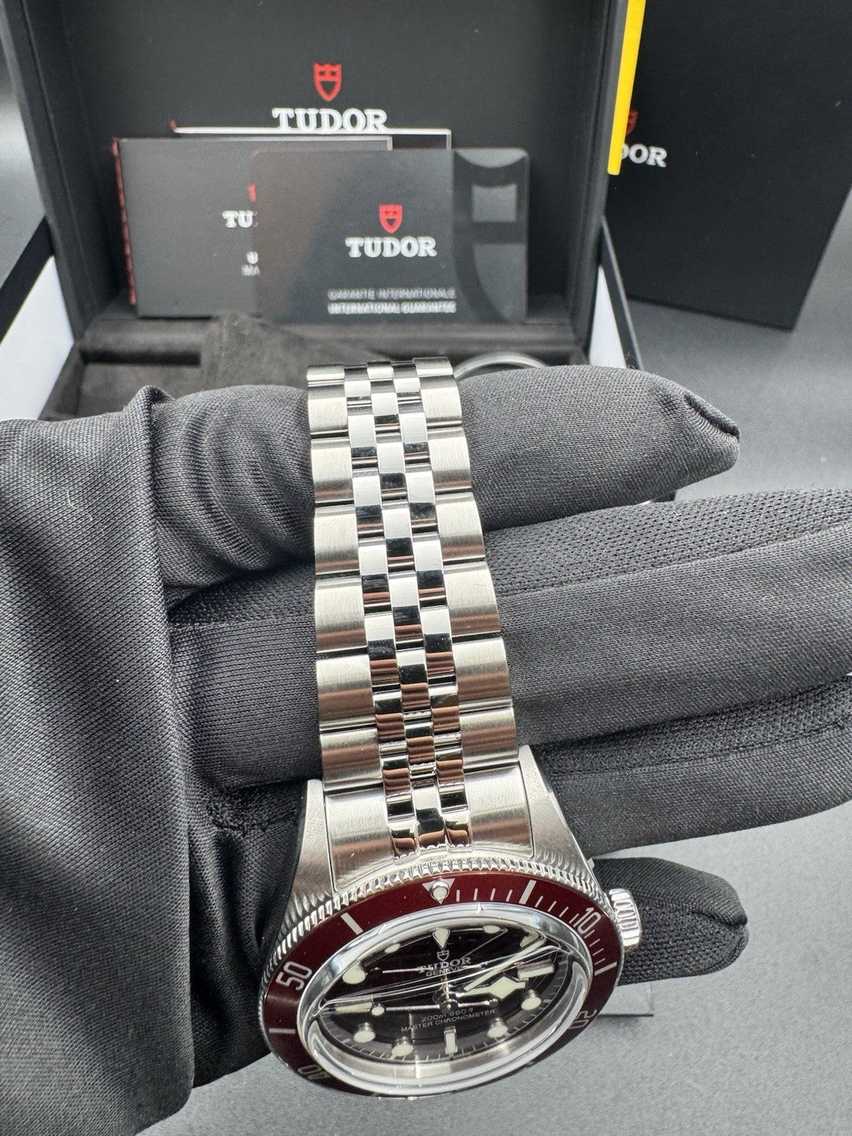 Tudor Black Bay 58 M7939A1A0RU-0001 Burgundy 39mm Jubilee