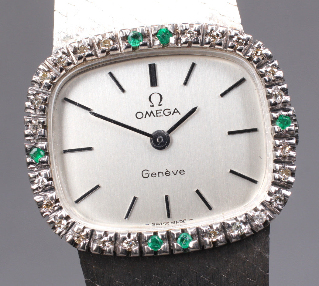 Vintage Omega Genève Diamond Bezel Manual Wind 27mm, 1973