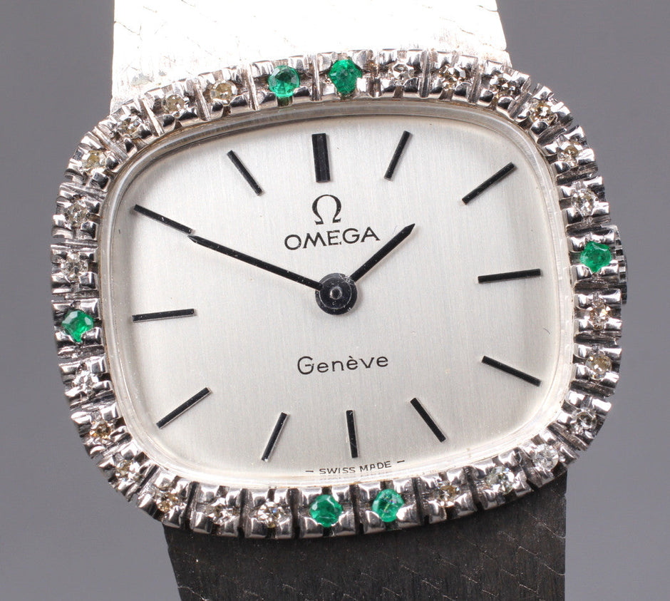 Vintage Omega Genève Diamond Bezel Manual Wind 27mm, 1973