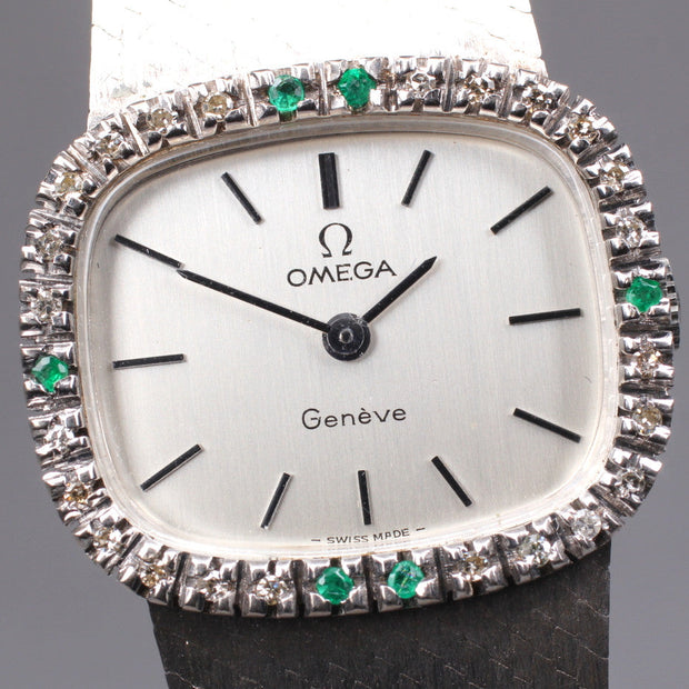 Vintage Omega Genève Diamond Bezel Manual Wind 27mm, 1973