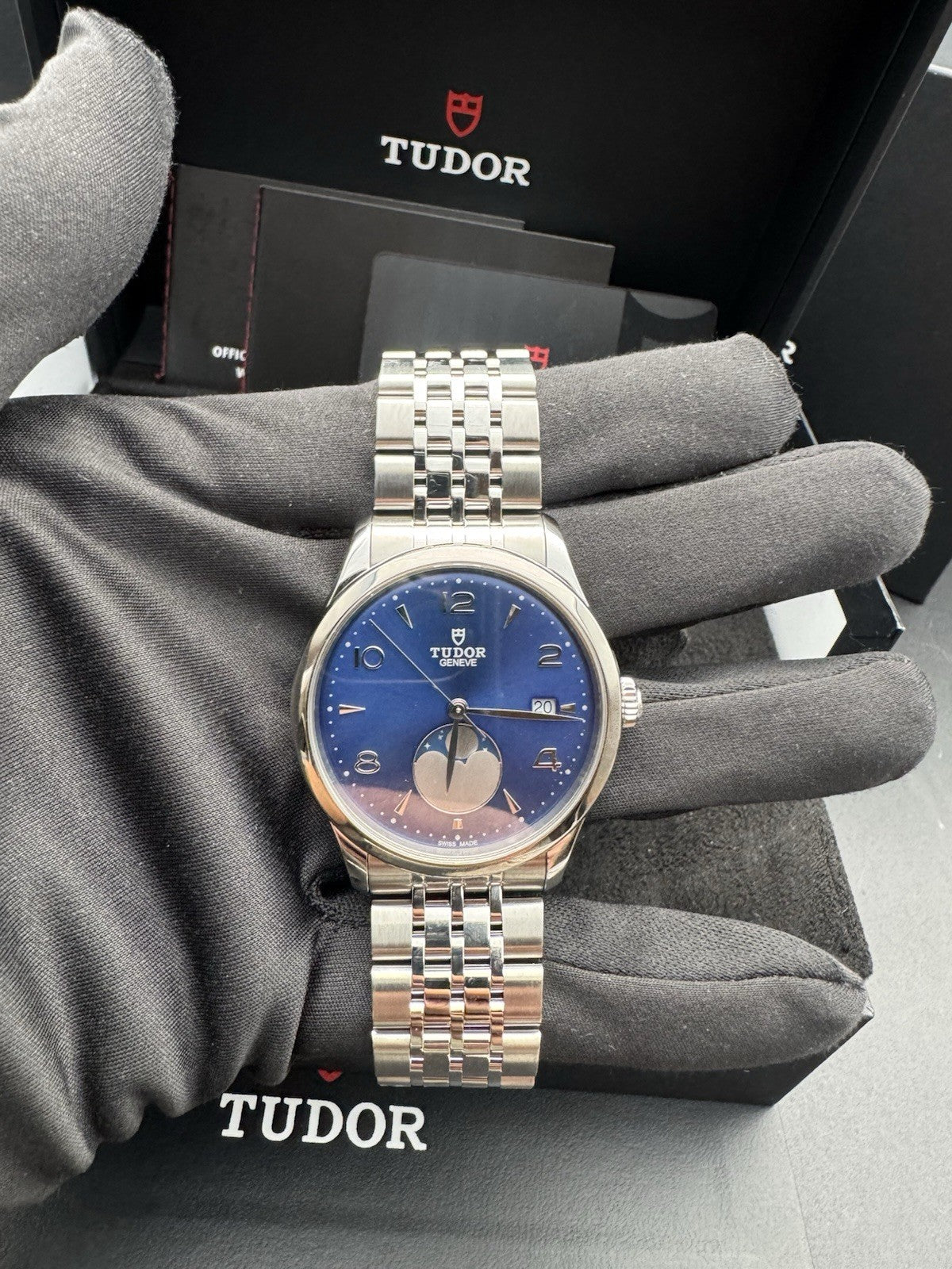 Tudor 1926 Luna M91560-0002 39mm Moon Phase Blue Dial, New