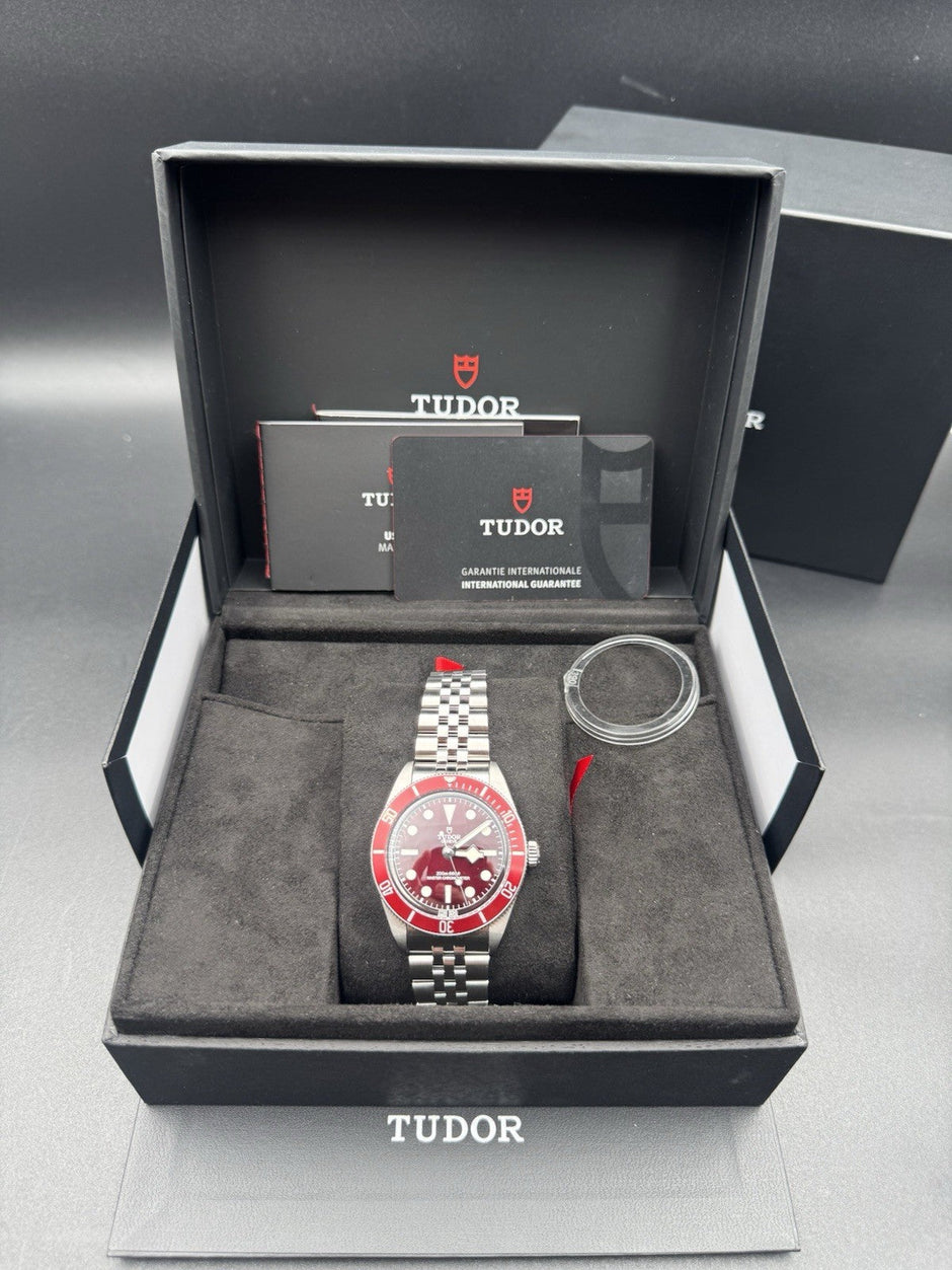 Tudor Black Bay 58 M7939A1A0RU-0001 Burgundy 39mm Jubilee