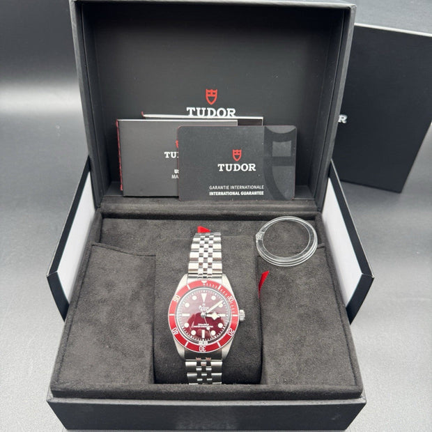 Tudor Black Bay 58 M7939A1A0RU-0001 Burgundy 39mm Jubilee