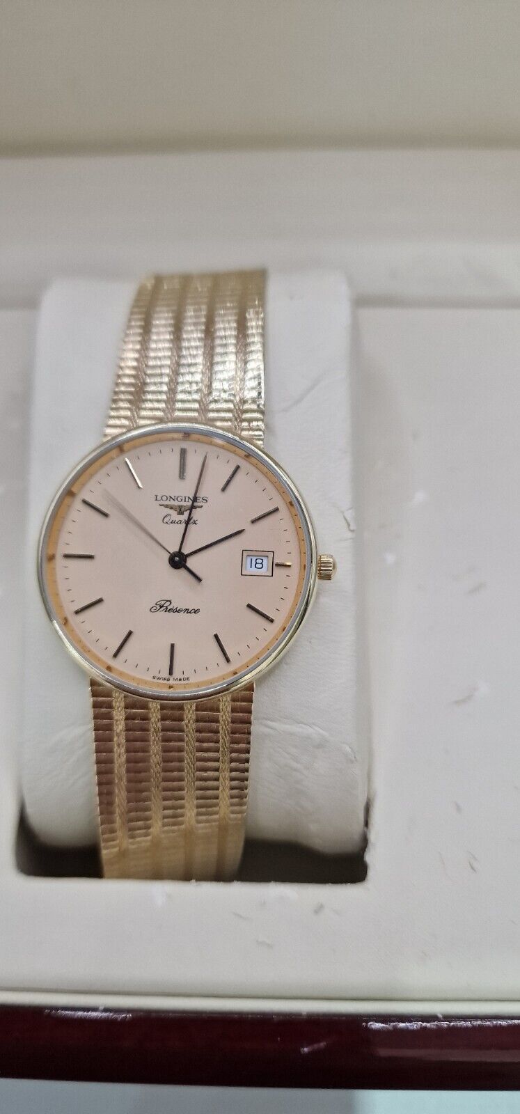 Vintage Longines Présence 9ct Gold Salmon Dial, Longines Box