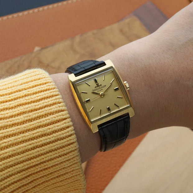 Vintage Jaeger-LeCoultre Club 200701 18K Gold Cushion Watch