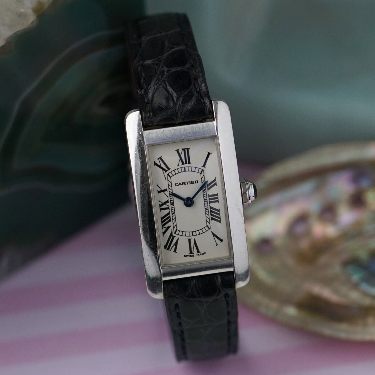 Cartier Tank Américaine 1713 18K White Gold Quartz Ladies