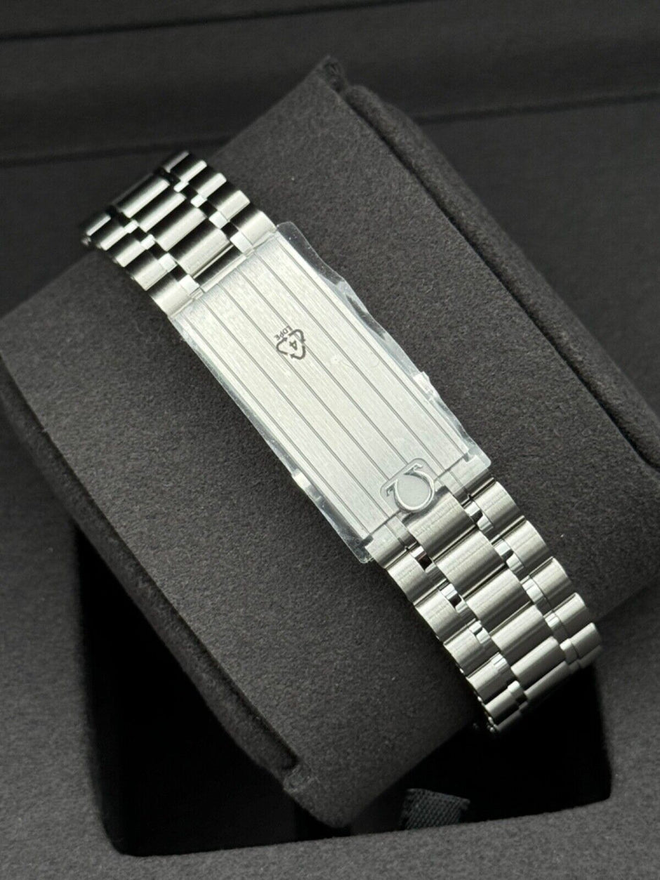 Omega Speedmaster Moonwatch 310.30.42.50.04.001 White Dial
