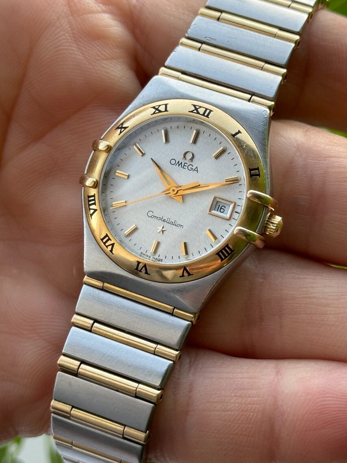 Omega Constellation 796.1201 Ladies Quartz Gold & Steel 28mm