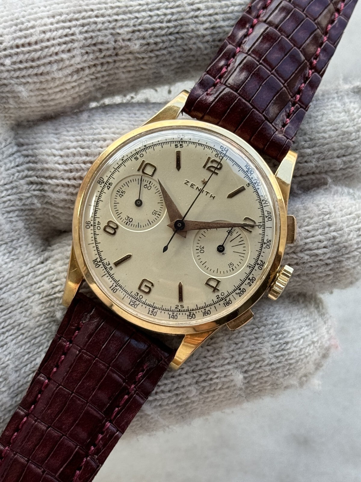 Vintage Zenith Chronograph Cal. 156 18K Gold 37.5mm