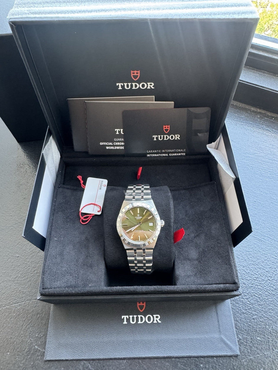 Tudor Royal M2836C1A0-0103 36mm Green Dial Steel, Unworn
