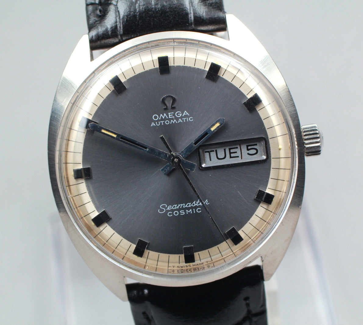 Vintage Omega Seamaster Cosmic 166.036 Day-Date Cal. 752