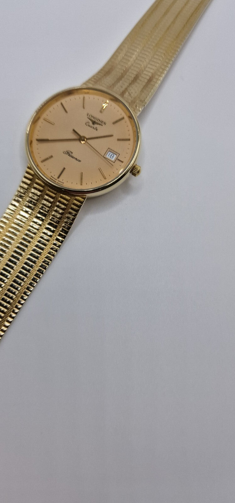 Vintage Longines Présence 9ct Gold Salmon Dial, Longines Box