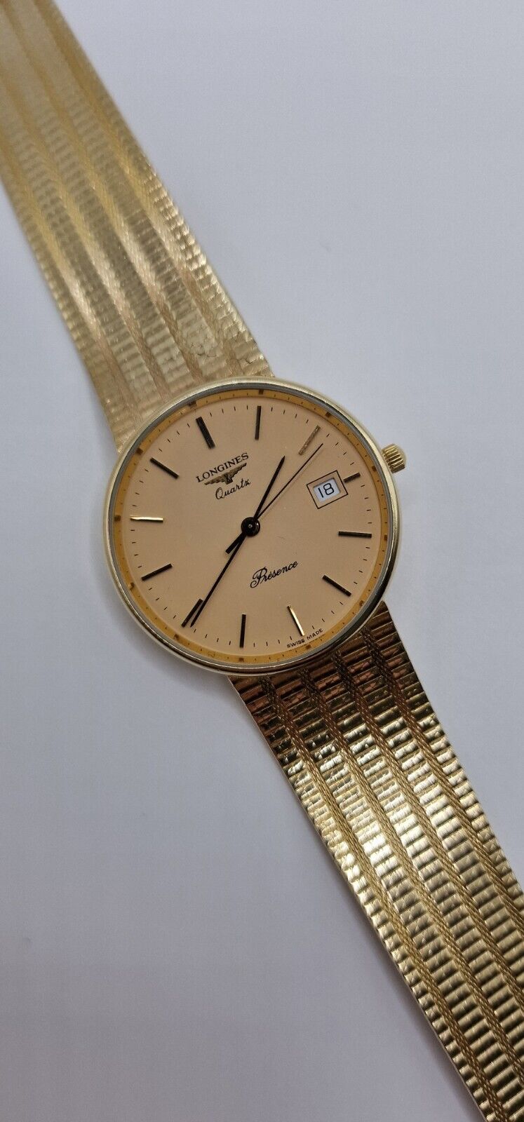 Vintage Longines Présence 9ct Gold Salmon Dial, Longines Box