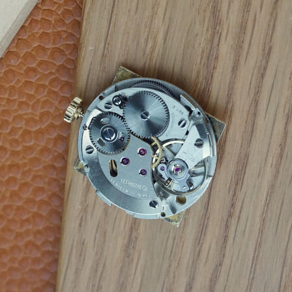 Vintage Jaeger-LeCoultre Club 200701 18K Gold Cushion Watch