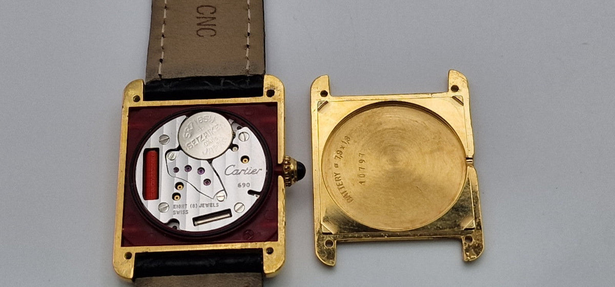 Must de Cartier Tank Mid-Size Vermeil, 1989 Box & Papers