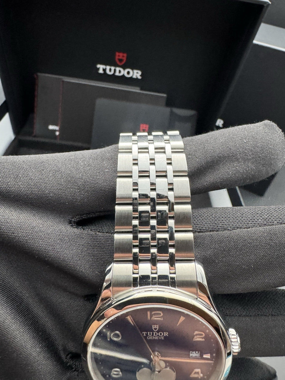 Tudor 1926 Luna M91560-0002 39mm Moon Phase Blue Dial, New