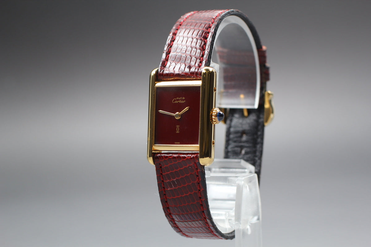 Must de Cartier Tank Red Lacquer Dial Manual Wind 23x30mm, Full Set