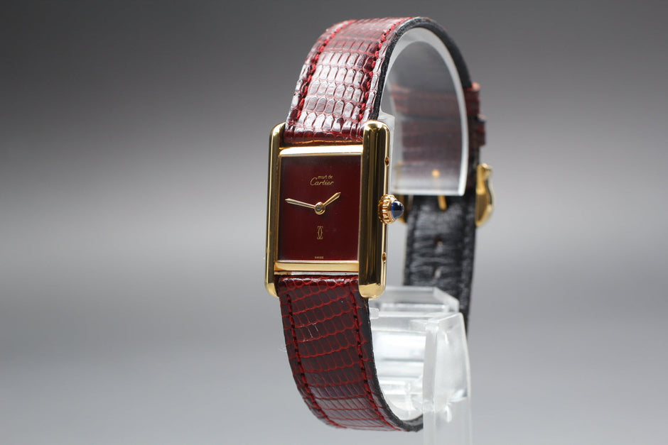 Must de Cartier Tank Red Lacquer Dial Manual Wind 23x30mm, Full Set