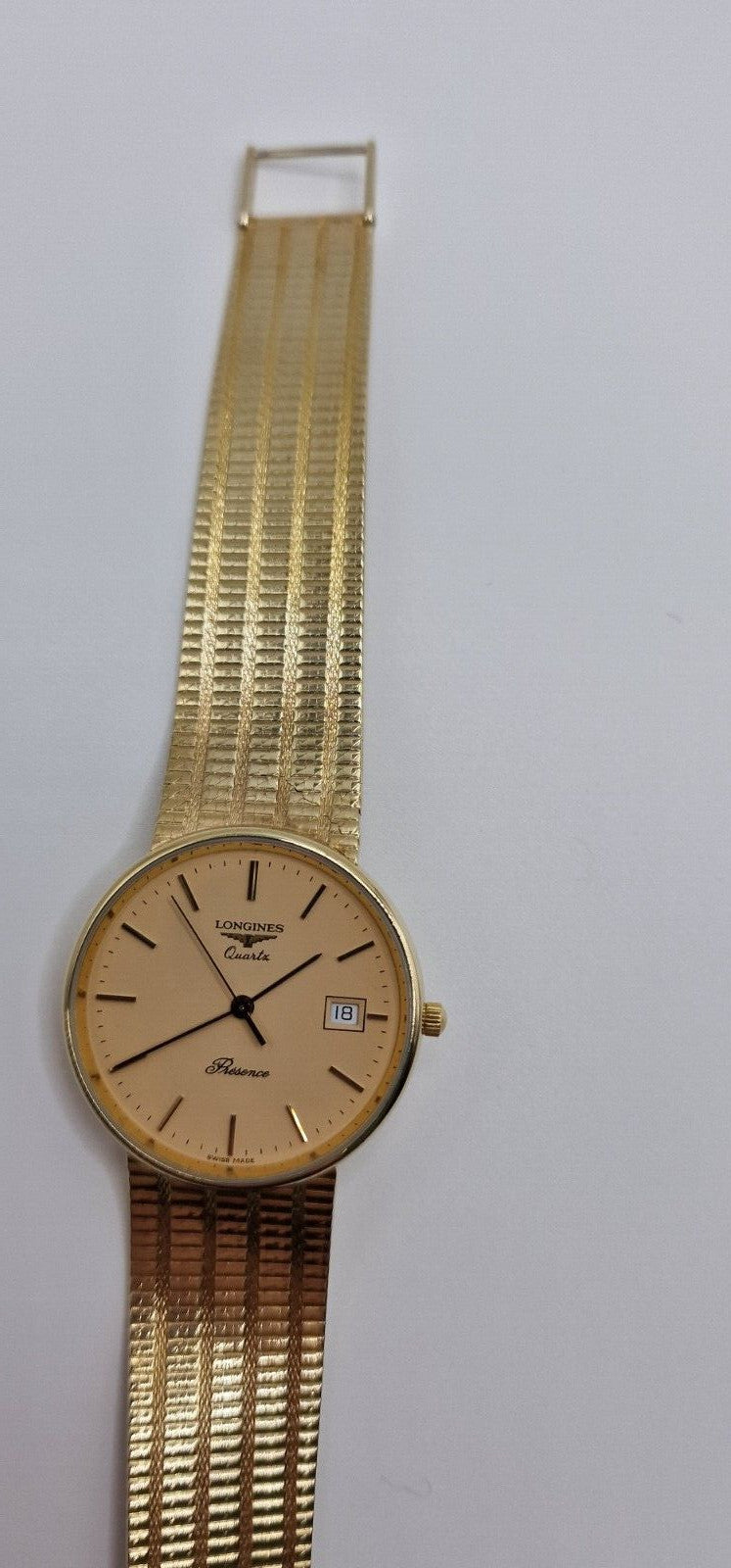 Vintage Longines Présence 9ct Gold Salmon Dial, Longines Box