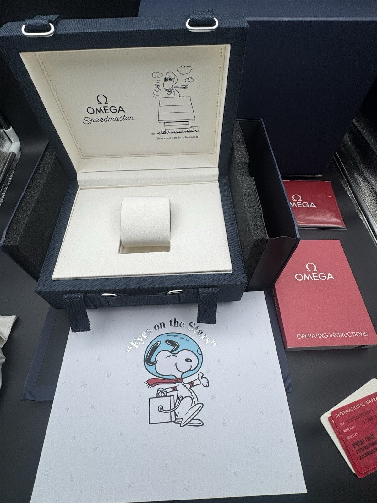 Omega Speedmaster Silver Snoopy Award, Unworn – photo 12