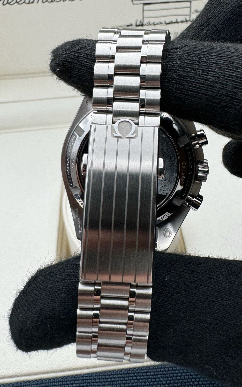 Omega Speedmaster Silver Snoopy 310.32.42.50.02.001 – photo 7