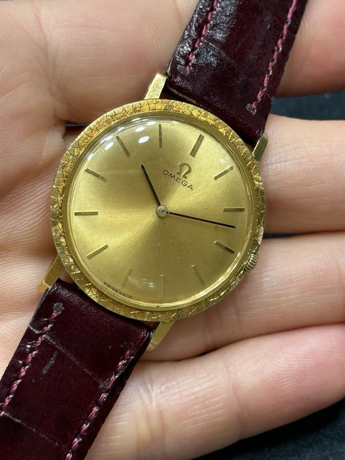 Omega 18K Gold Manual Wind Watch, Cal. 620 – photo 2