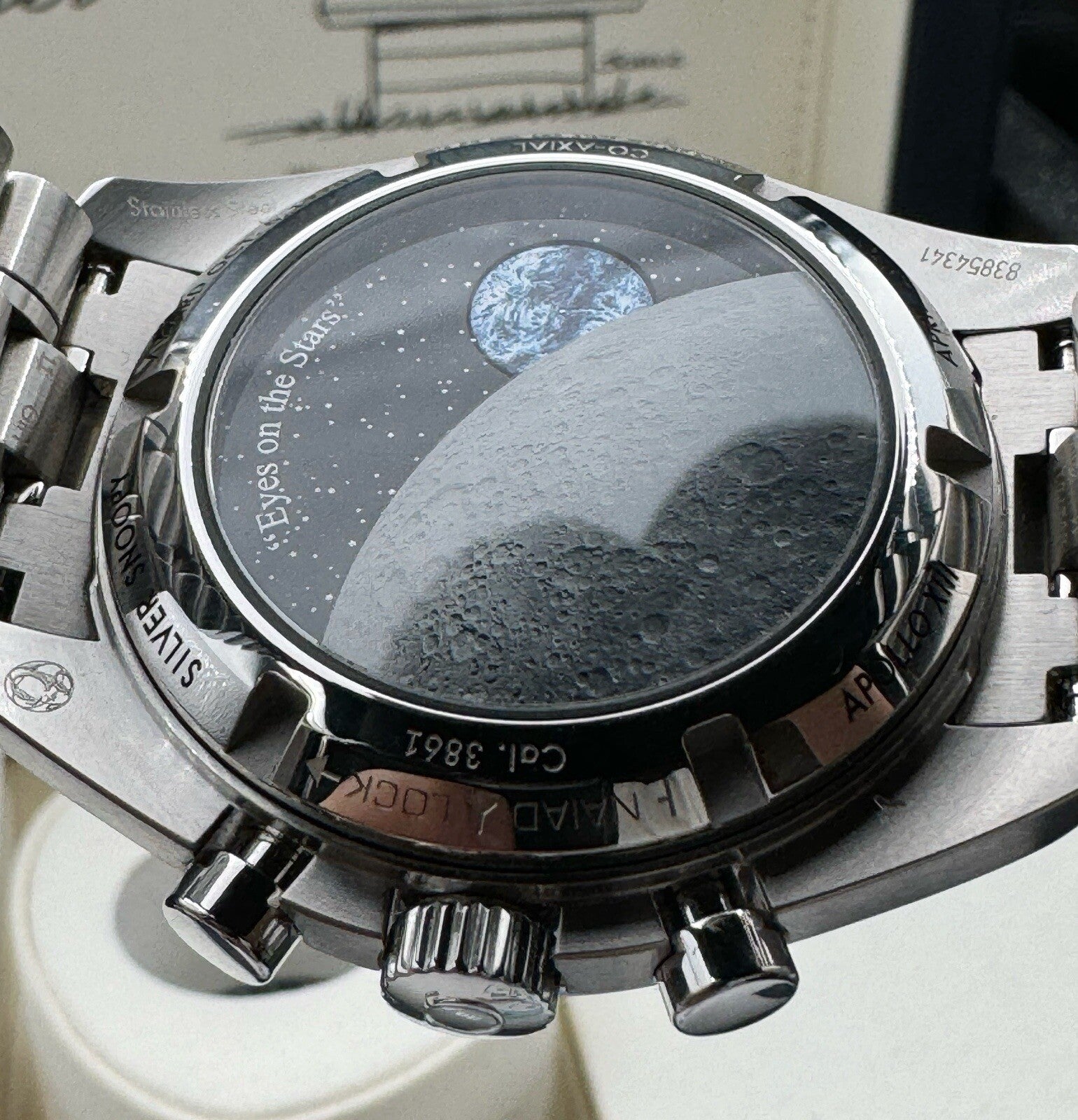 Omega Speedmaster Silver Snoopy 310.32.42.50.02.001 – photo 8