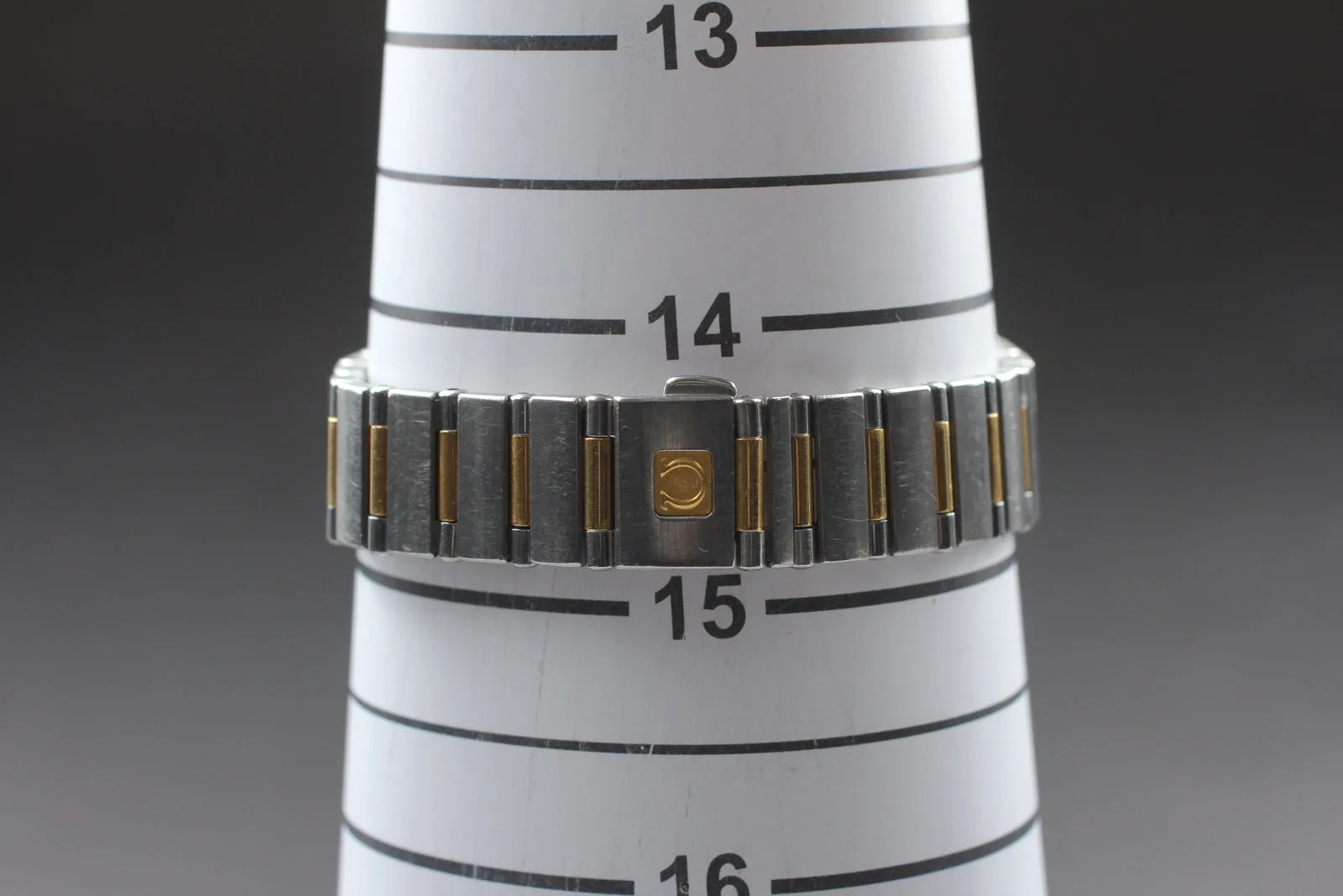 Omega Constellation 18K Gold Diamond Watch – photo 11