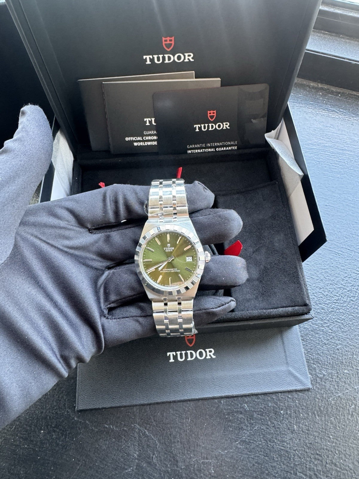 Tudor Royal 36mm Green Dial M2836C1A0-0103 | Unisex – photo 3