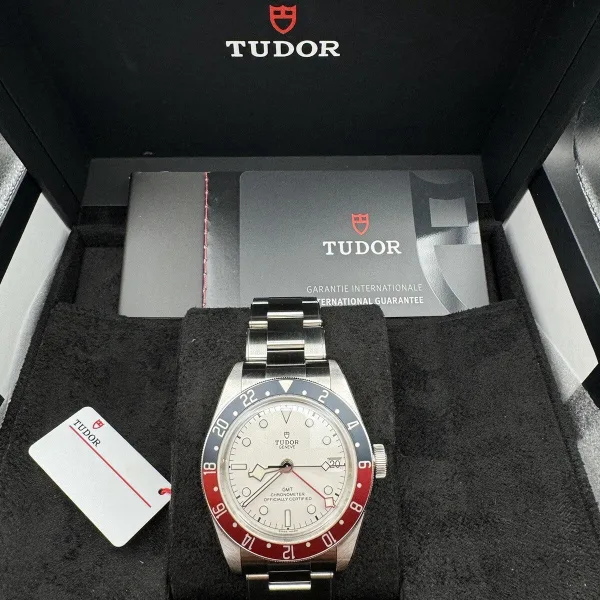 Tudor Black Bay GMT Pepsi 41mm