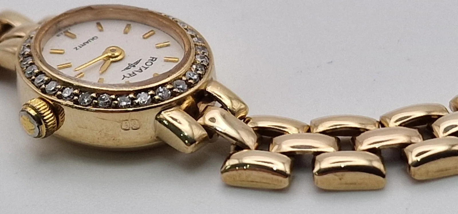 Rotary 9ct Gold Diamond Bezel Ladies Watch – photo 11