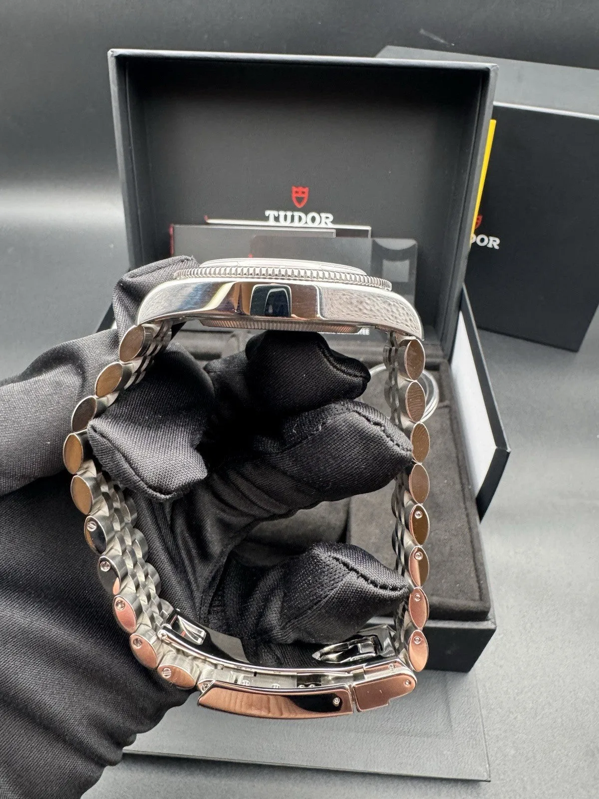 Tudor Black Bay 58 Burgundy Jubilee Watch – photo 6