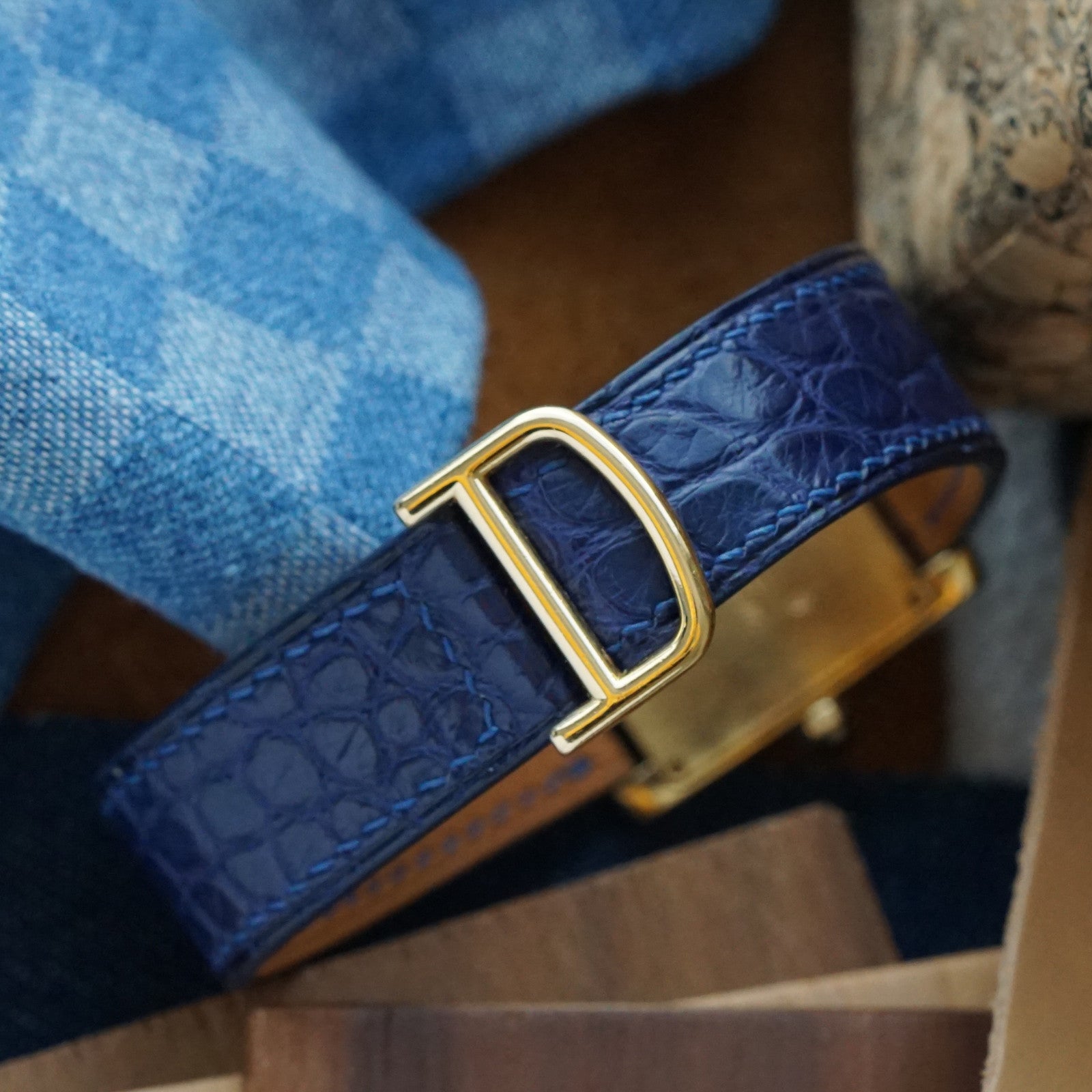 Cartier Tank Française 25mm 18k Gold Watch – photo 14