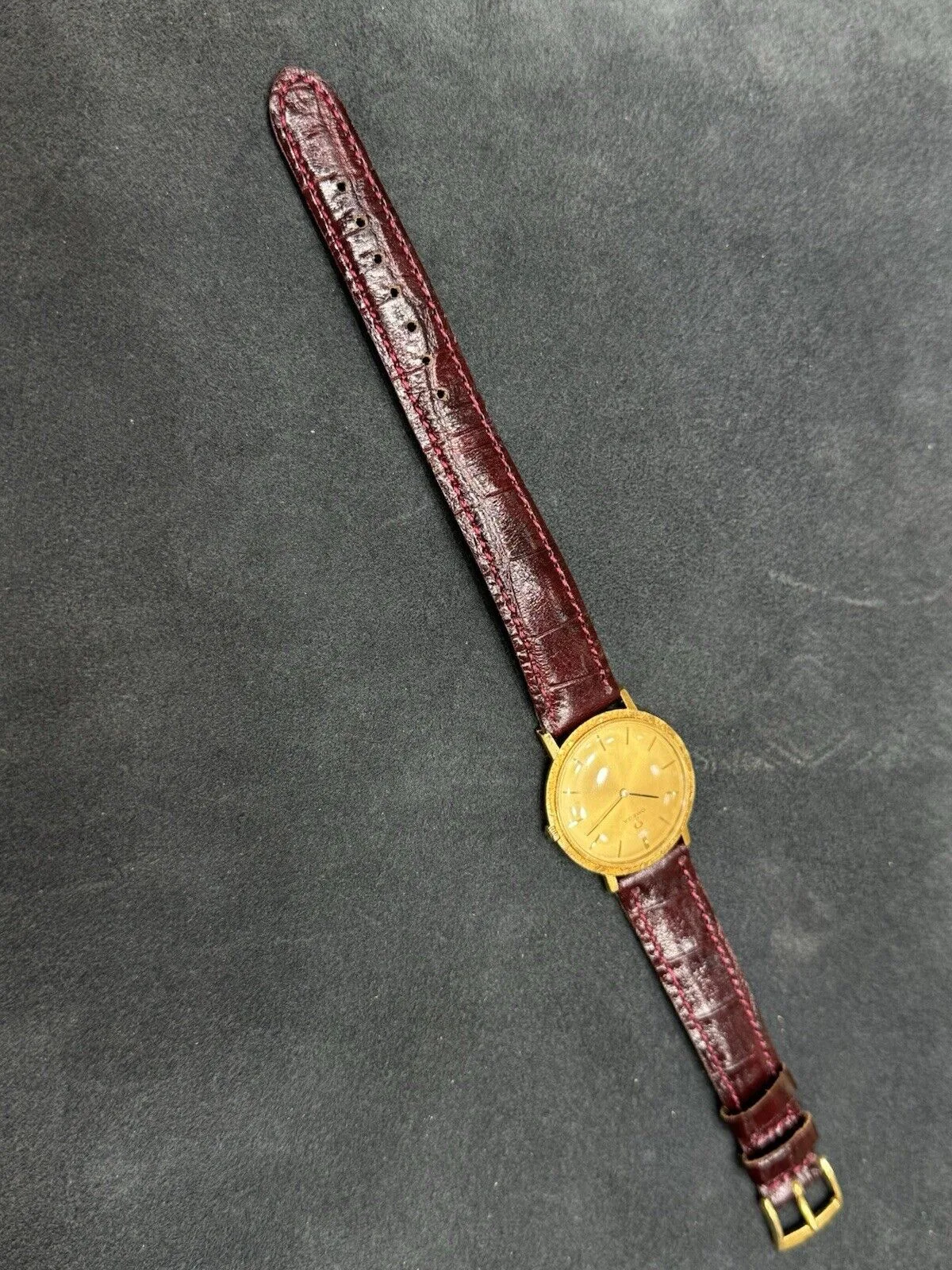 Omega 18K Gold Manual Wind Watch, Cal. 620 – photo 5