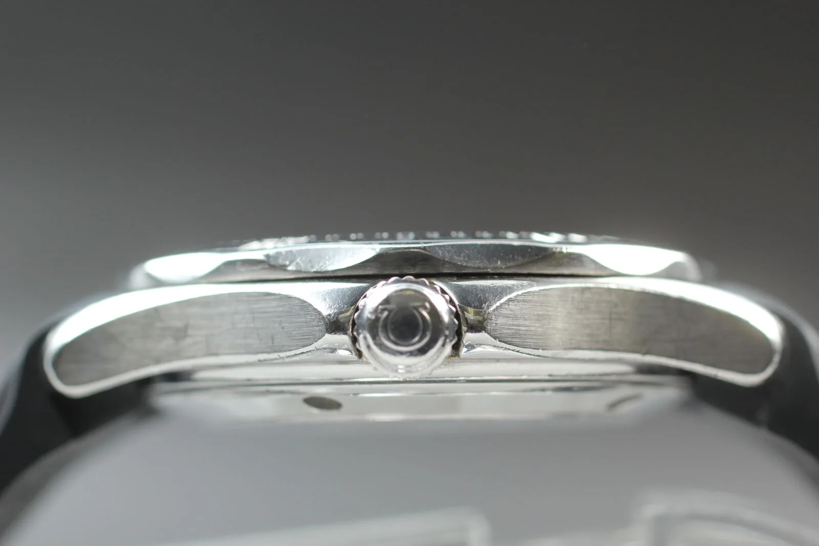 Omega Seamaster 300M Blue Dial Watch – photo 4
