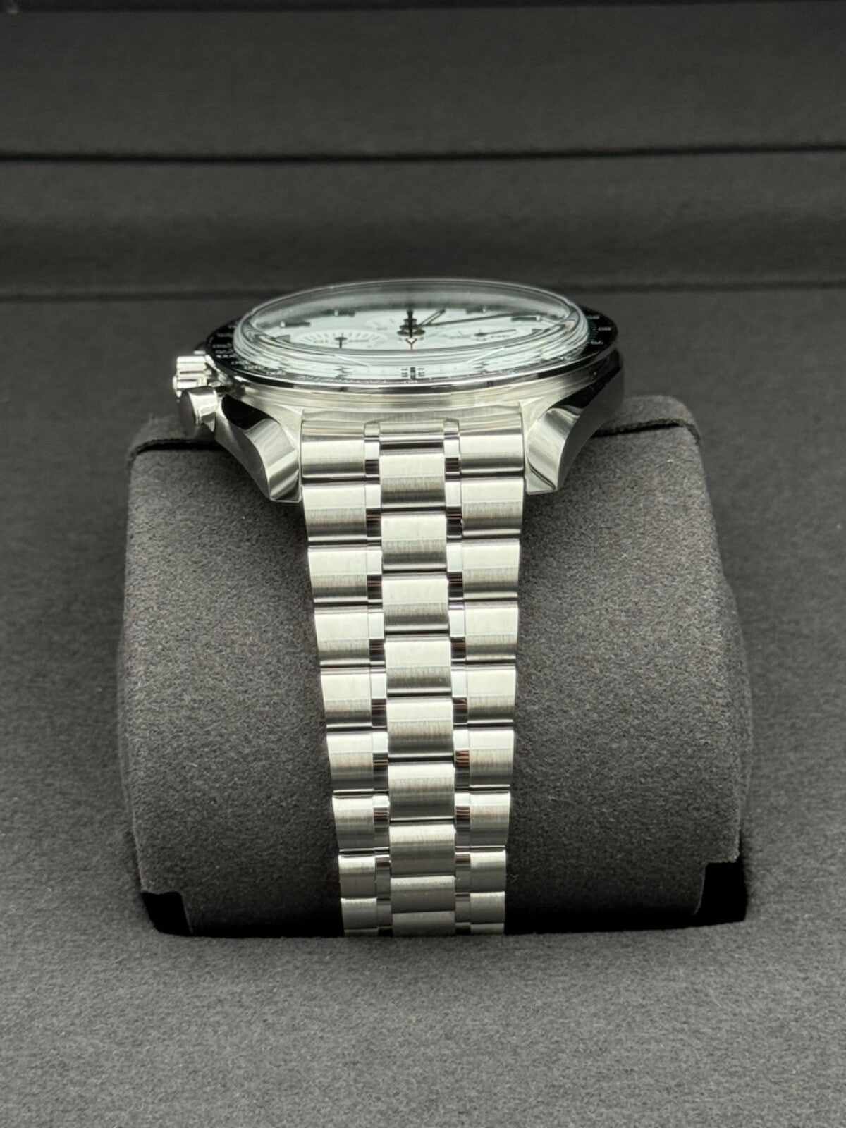 Omega Speedmaster Moonwatch White Dial – photo 7